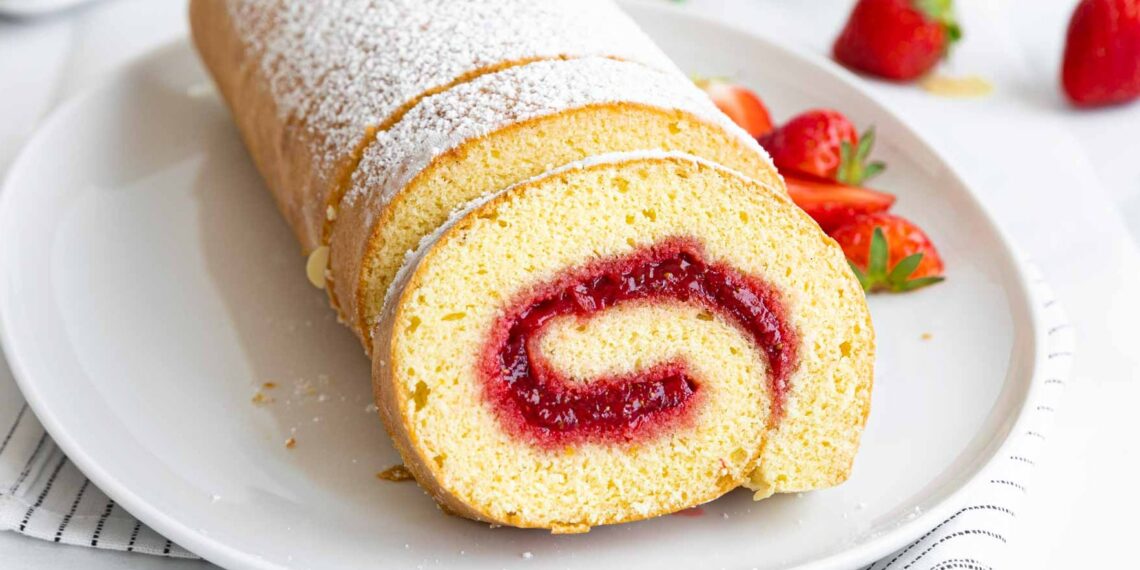 Torta de morango fácil e rápida