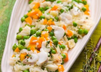 Arroz de peixe com legumes