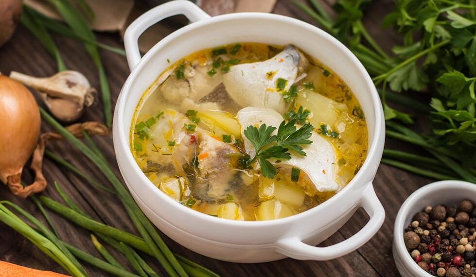 Sopa de peixe tradicional