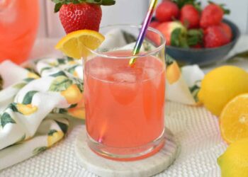 Limonada de frutos vermelhos