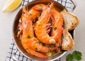 Camarão à bulhão pato