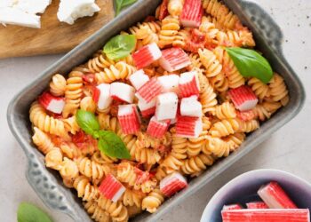 Massa com delícias do mar