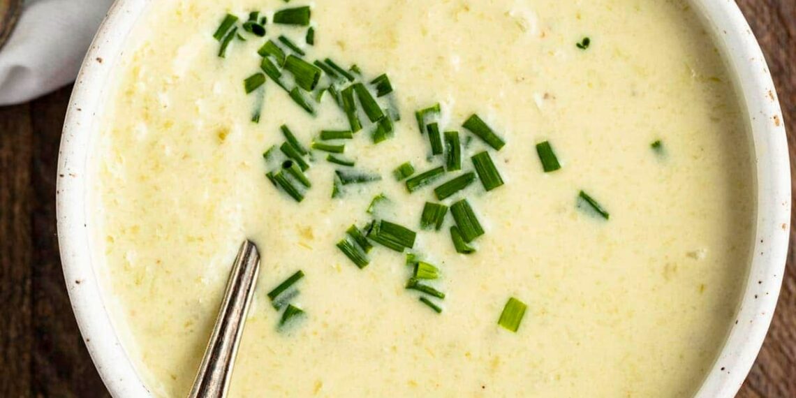 Sopa de aipo à moda antiga