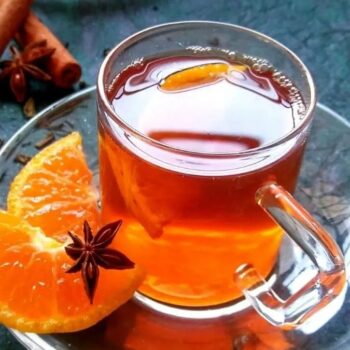 Chá preto com laranja
