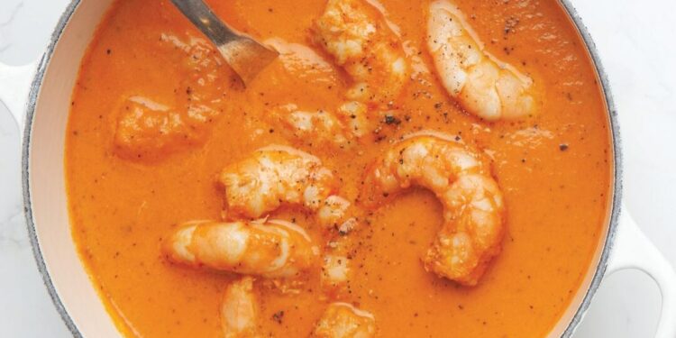 Sopa de camarão à Algarvia