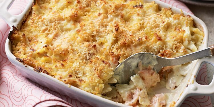 Massa com atum no forno