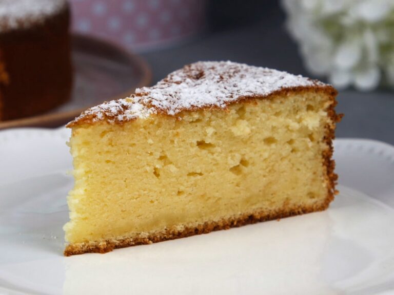 Bolo de iogurte húmido e fofinho | Ruralea