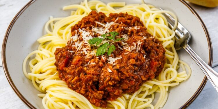 Bolonhesa de carne fácil