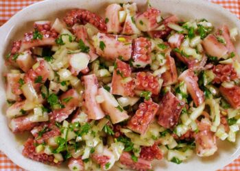 Polvo com molho verde