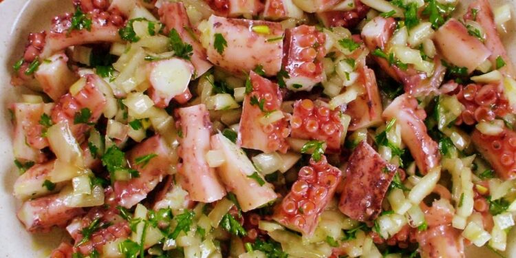 Polvo com molho verde