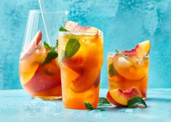 Ice-tea de pêssego caseiro