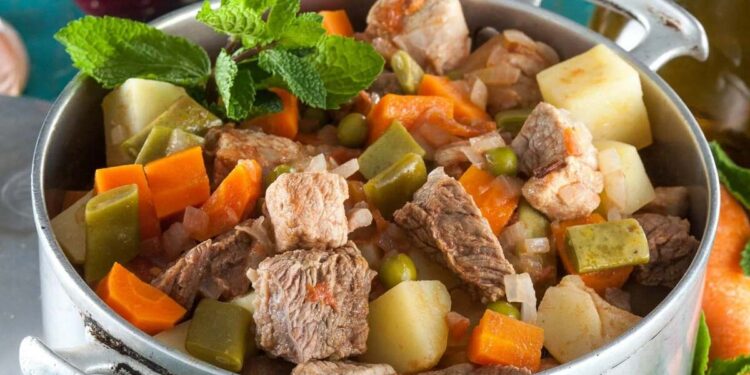 Jardineira de porco à moda antiga