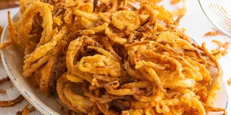 Cebola frita crocante