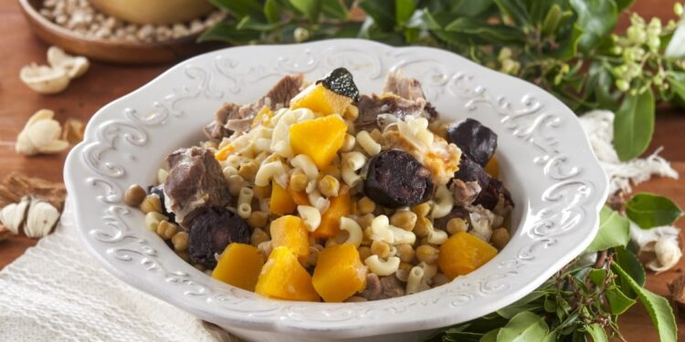 Cozido de grão à alentejana