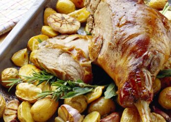 Borrego assado no forno à moda antiga