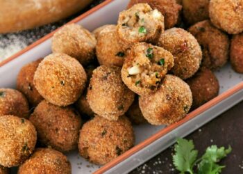 Bolinhas de farinheira à Alentejana