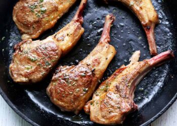 Costeletas de borrego fritas