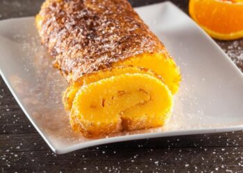 Torta de laranja húmida