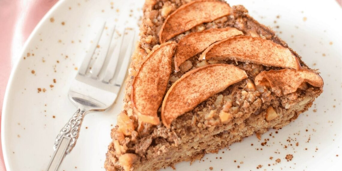 Bolo de maçã e aveia