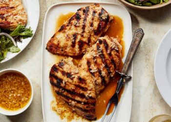 Frango grelhado com mel e mostarda