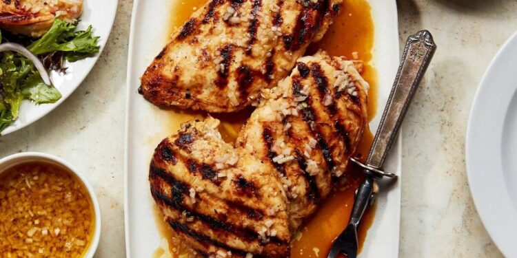 Frango grelhado com mel e mostarda