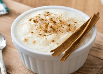 Arroz doce com leite-creme