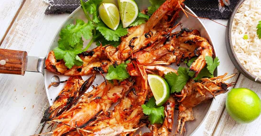 Camarão tigre grelhado com molho de manteiga