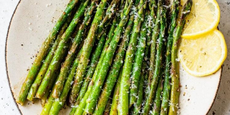 Espargos salteados