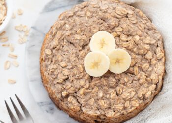 Bolo de banana e aveia