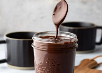 Molho de chocolate fácil