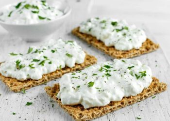 Pate de queijo fresco