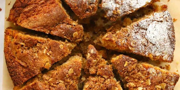 Bolo de aveia e canela