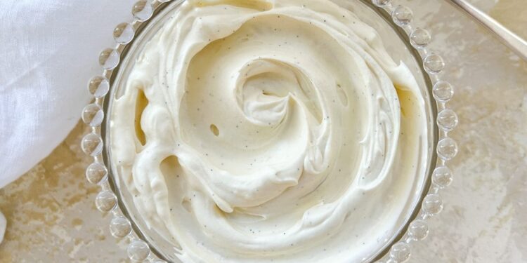 Chantilly caseiro cremoso