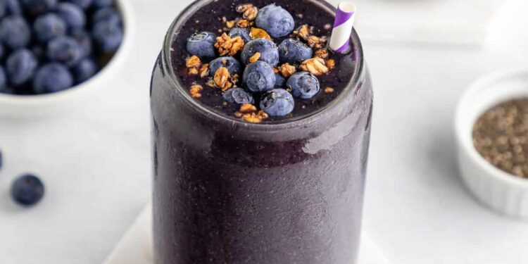 Batido de mirtilo com canela