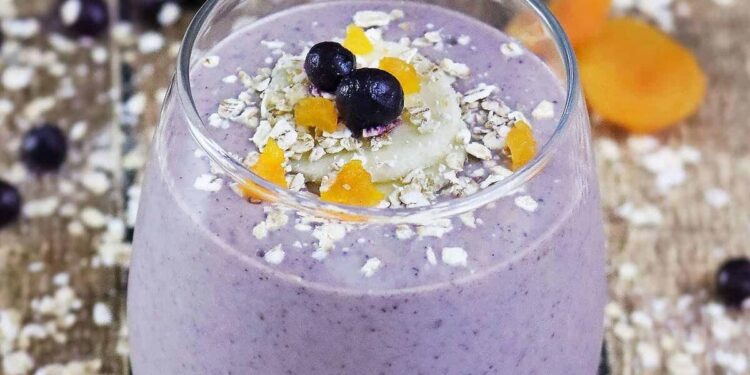 Batido de mirtilo com aveia