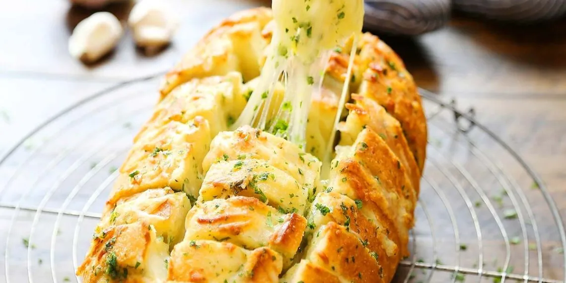 Pão de alho com queijo