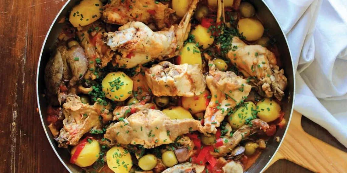 Coelho no tacho à portuguesa