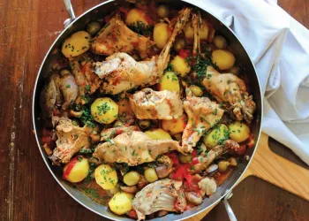 Coelho no tacho à portuguesa