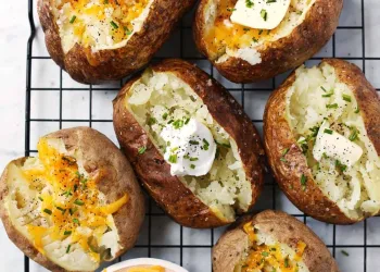 Batata assada no microondas