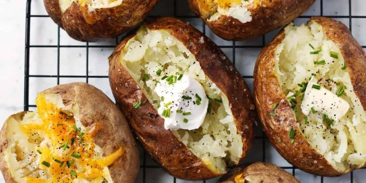 Batata assada no microondas
