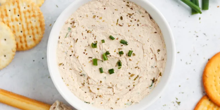 Paté de atum com ovo