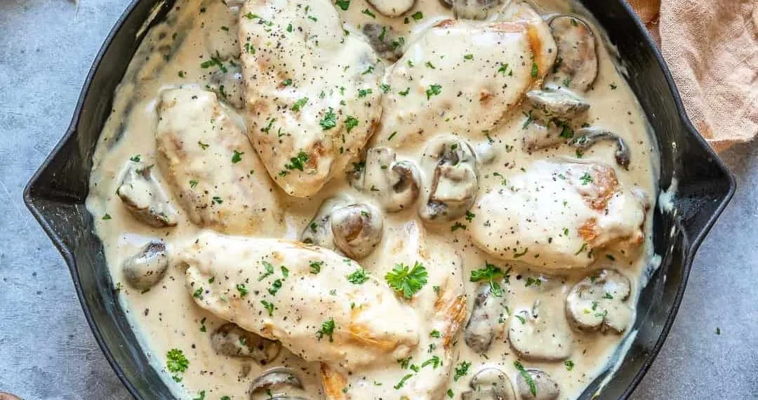 Bife com natas e cogumelos