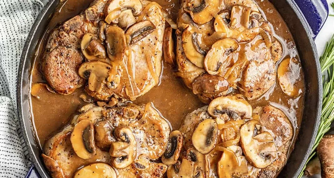 Bifanas com cogumelos