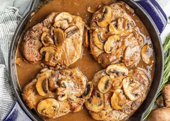 Bifanas com cogumelos