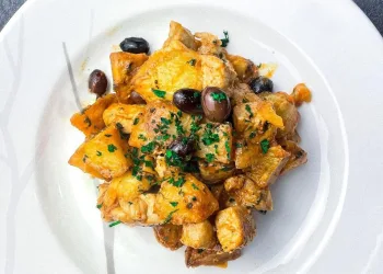 Carne de porco à portuguesa