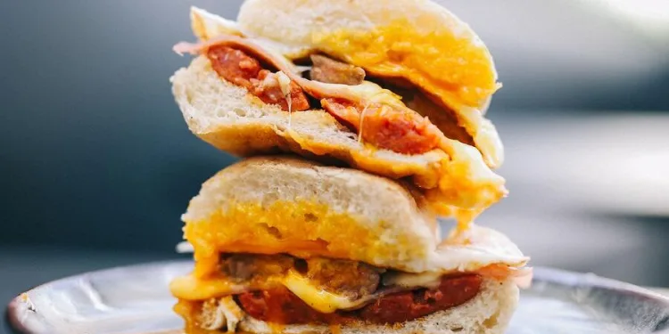 Prego no pão à portuguesa