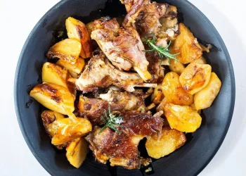 Cabrito assado no forno à padeiro