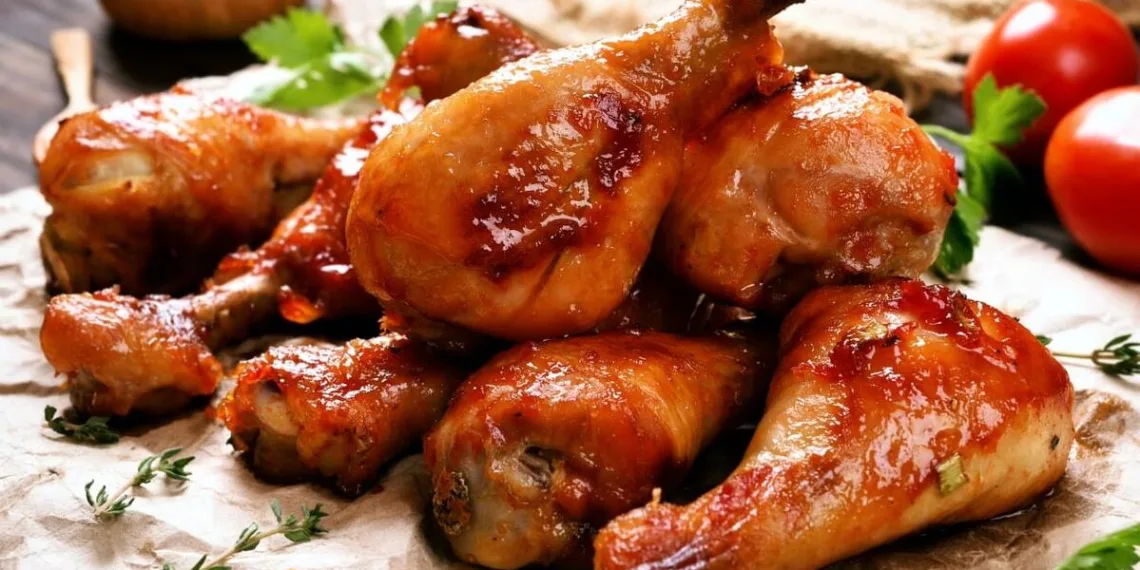 Pernas de frango assadas no forno com cerveja