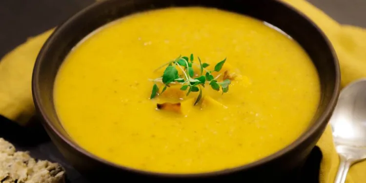 Sopa de espinafres e cenoura