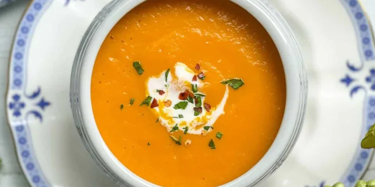 Sopa de alho francês e cenoura